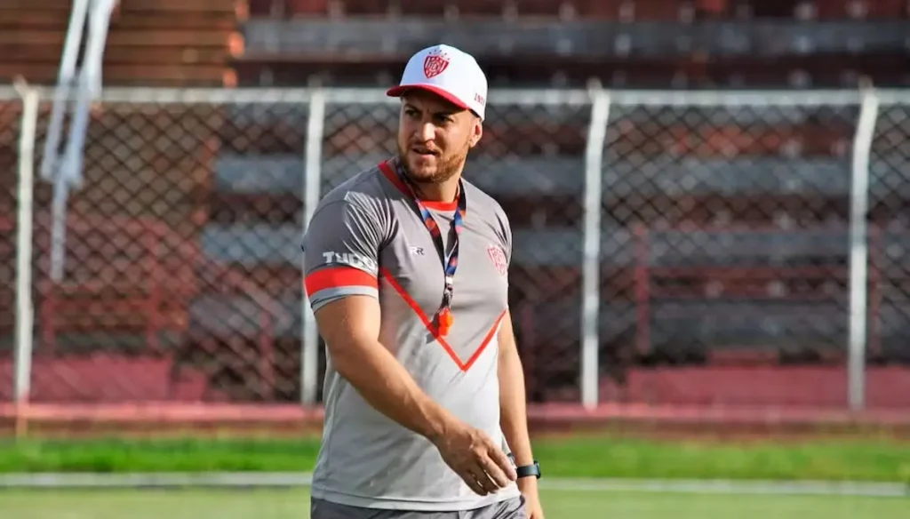 Henrique Barcellos, técnico do Noroeste