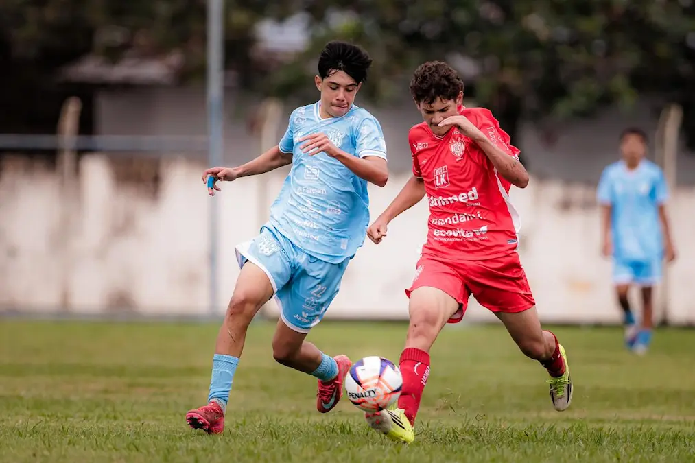 Jogadores do Marília comemoram vitória sobre o Noroeste no Paulista Sub-15