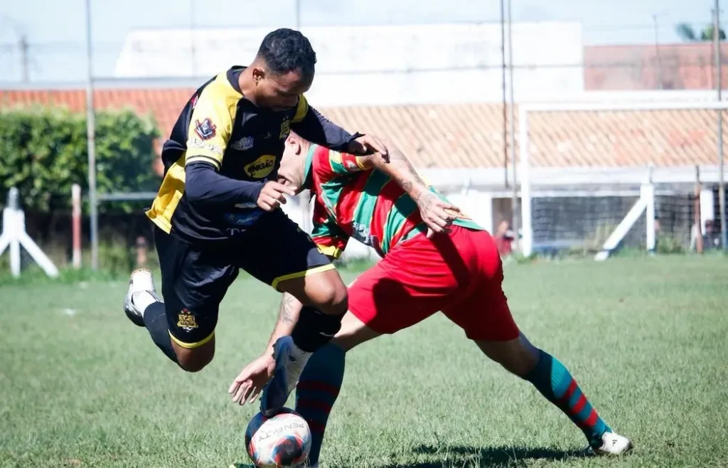 Jogadores das Copas SELJ 2026 em disputa pela artilharia do futebol amador de Marília