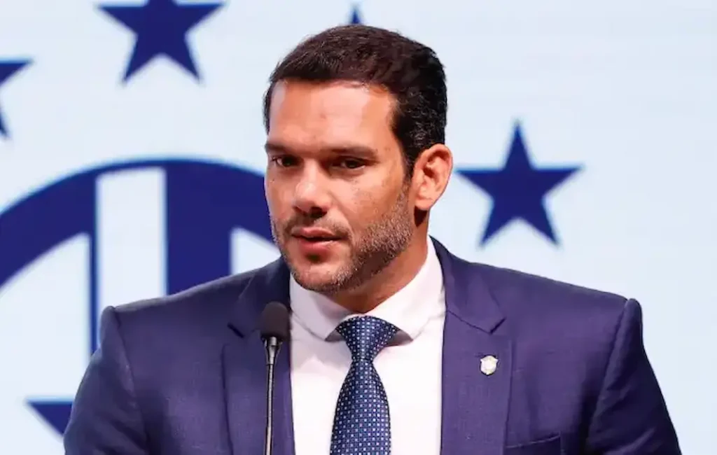 Samir Xaud, presidente da CBF, durante apresentação oficial do calendário do futebol brasileiro.