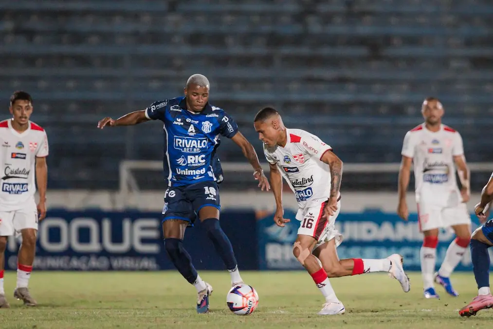 Marília perde para o Linense, chega ao quarto jogo sem vencer e precisa de empate para avançar na Copa Paulista.