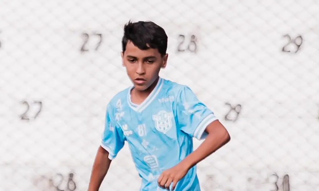 João Felipe durante a classificação do Maquinho em Tupã: vitória por 1 a 0 sobre o Assisense no tempo normal e triunfo por 5 a 4 nos pênaltis, no sábado (19), pelo Paulista Sub-12. (Foto: Matheus Dahsan)